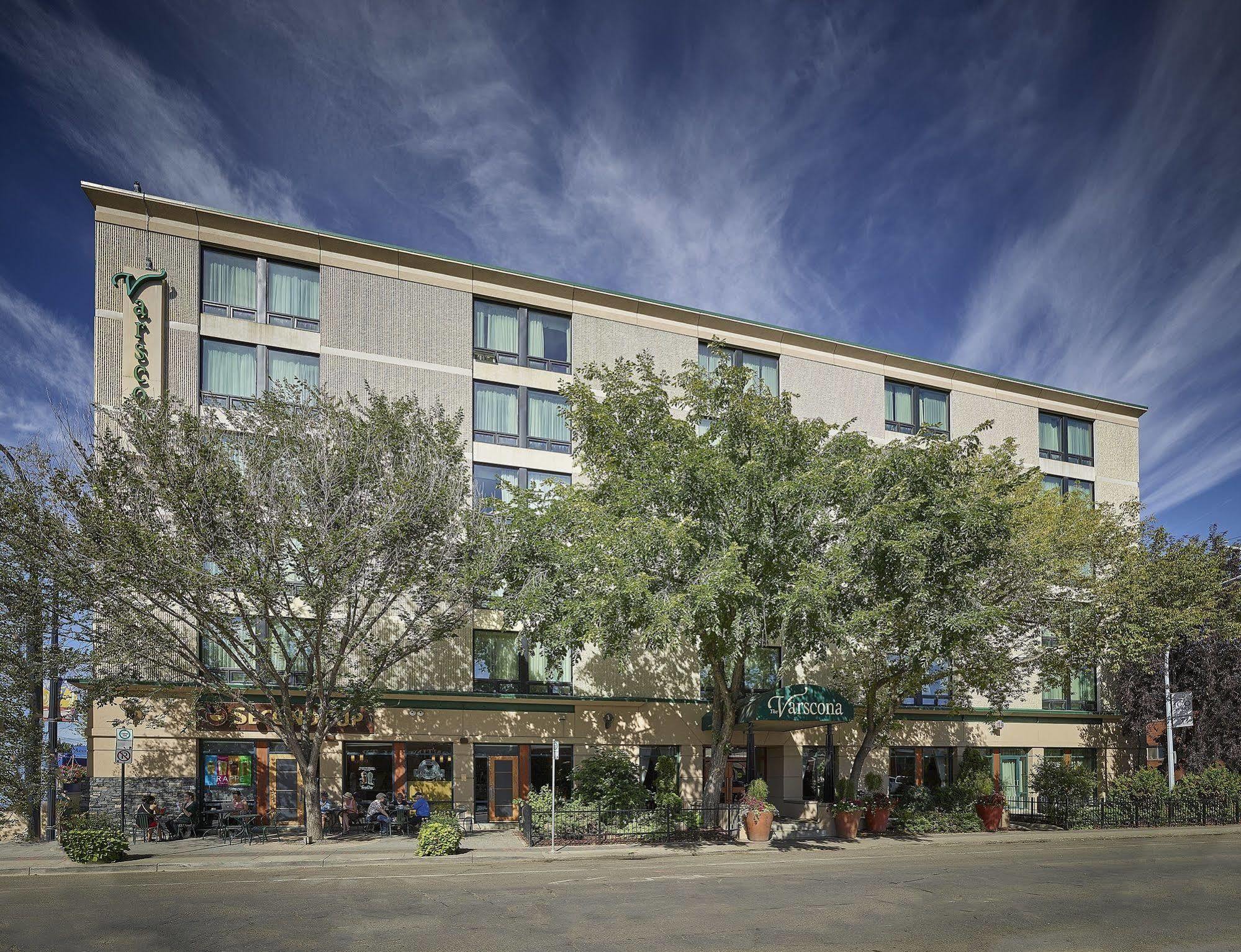 Varscona Hotel On Whyte เอดมันตัน ภายนอก รูปภาพ